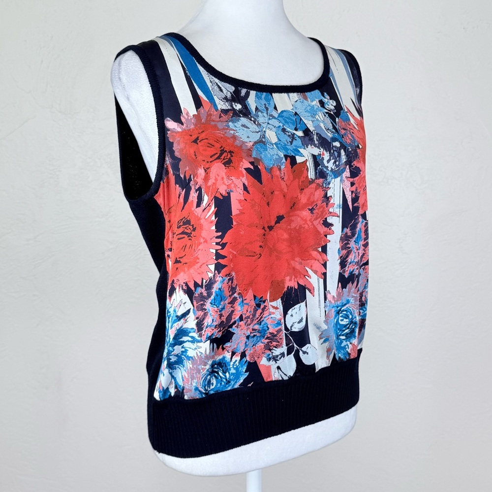 St. John Collection Navy Sleeveless Sweater Tank Shell Silk Red White Floral S - Picture 8 of 15